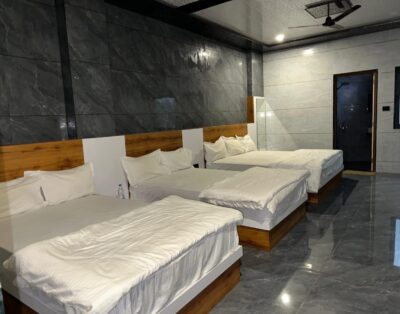 Luxury Family Room (4 Bed)